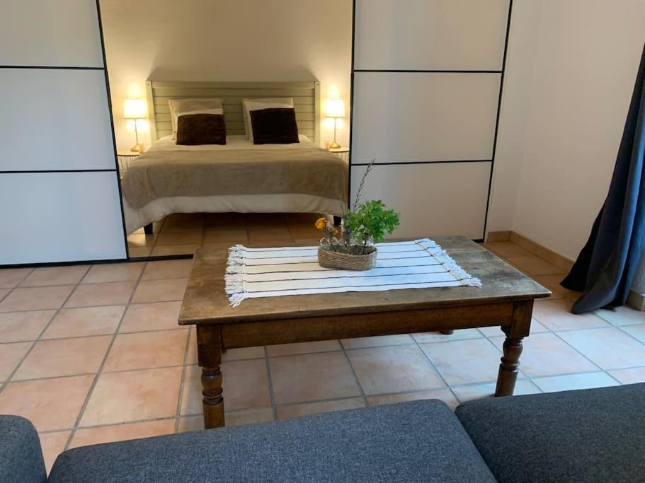 Апартаменти Les Loges De Bacchus L'Epicurieux Chonas-l'Amballan Екстер'єр фото